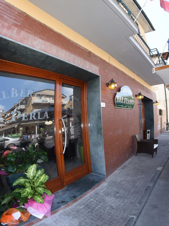 Albergo La Perla 오르베텔로 외부 사진